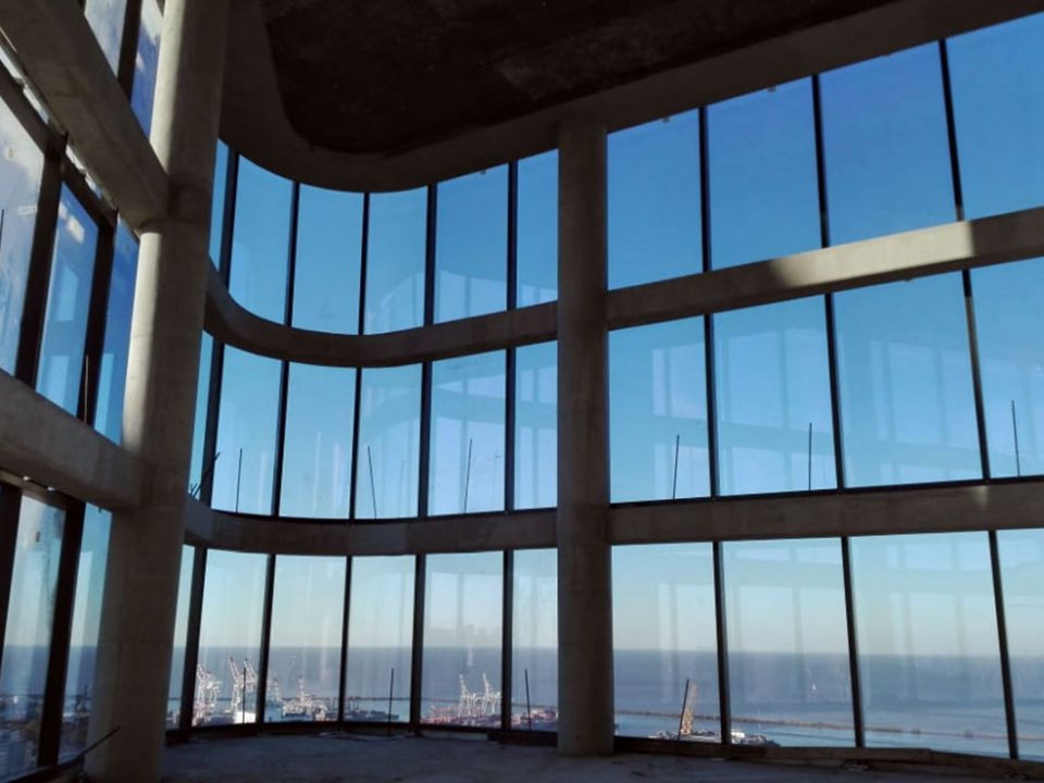 Cantos curvos interior en Torre Catalinas (Buenos Aires, Argentina)